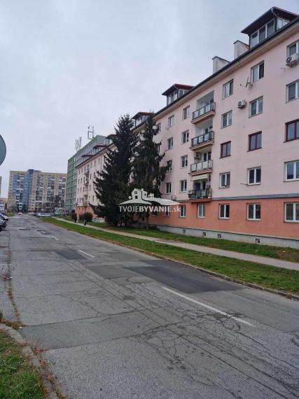 Lukratívny 3-izbový byt na Krivej v centre mesta