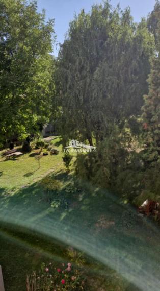 TOP cena - 3-izbový byt na Krivej v centre mesta