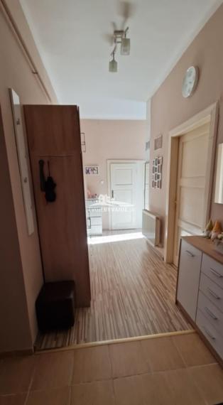 TOP cena - 3-izbový byt na Krivej v centre mesta